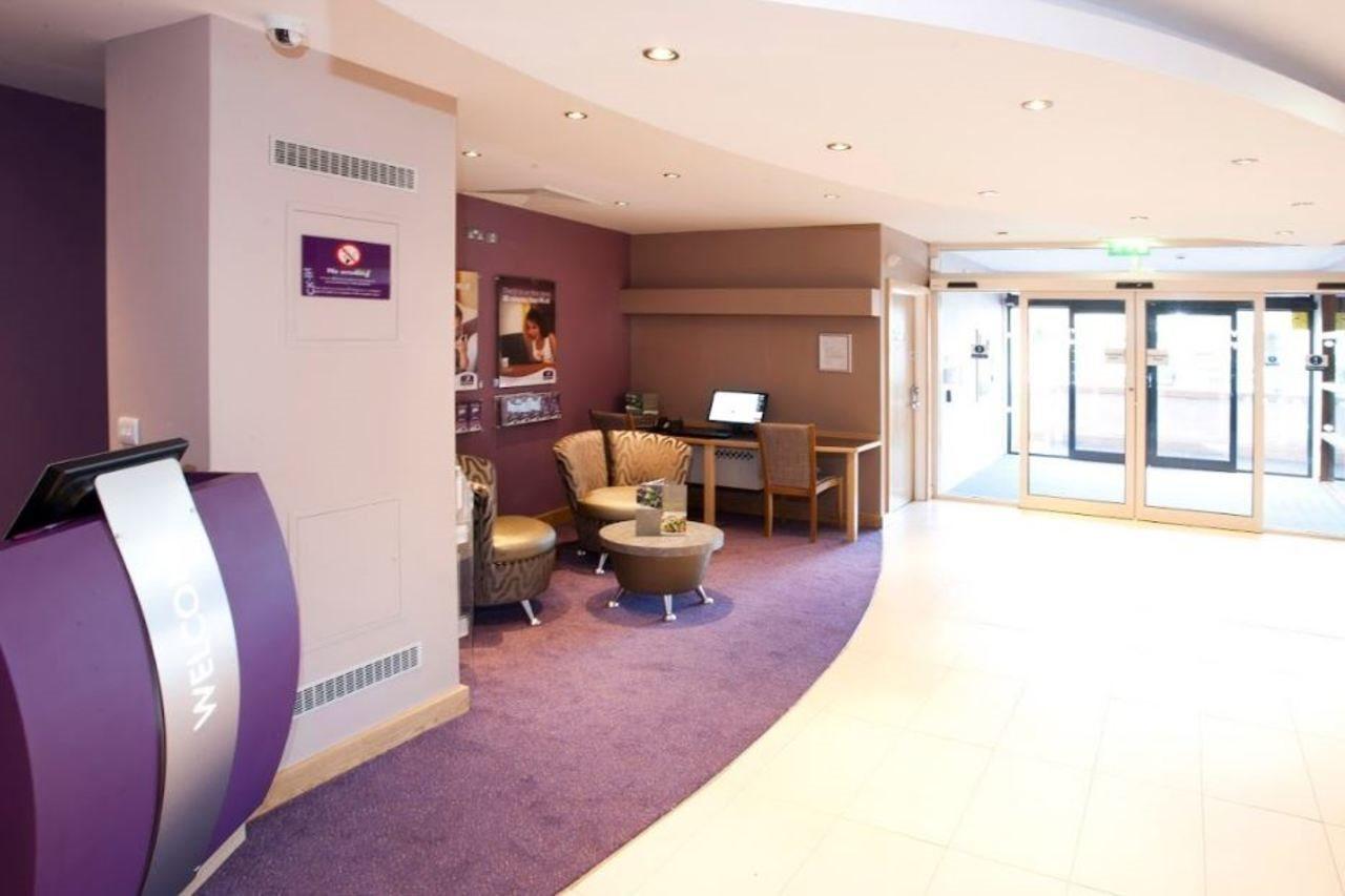 Premier Inn Inverness Centre - River Ness Exteriör bild