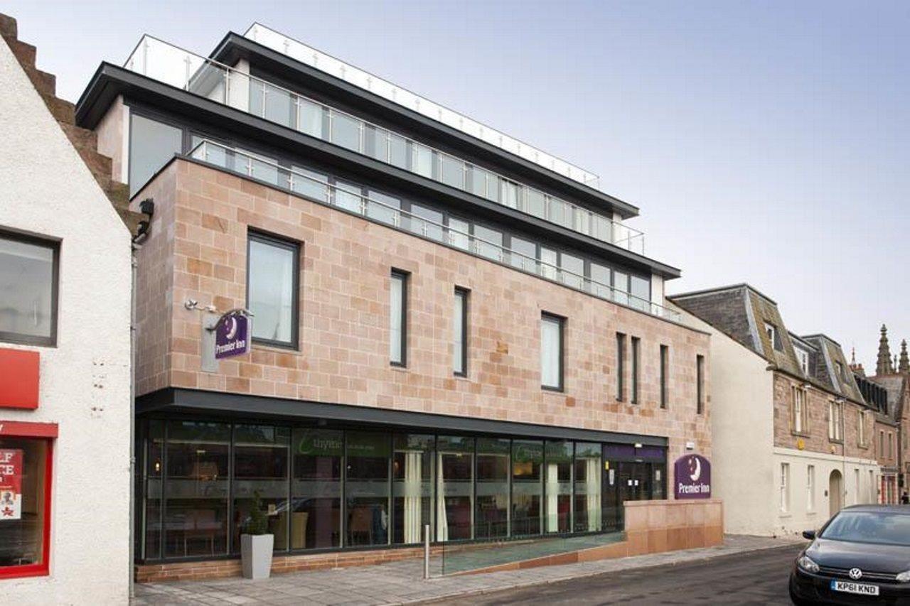 Premier Inn Inverness Centre - River Ness Exteriör bild