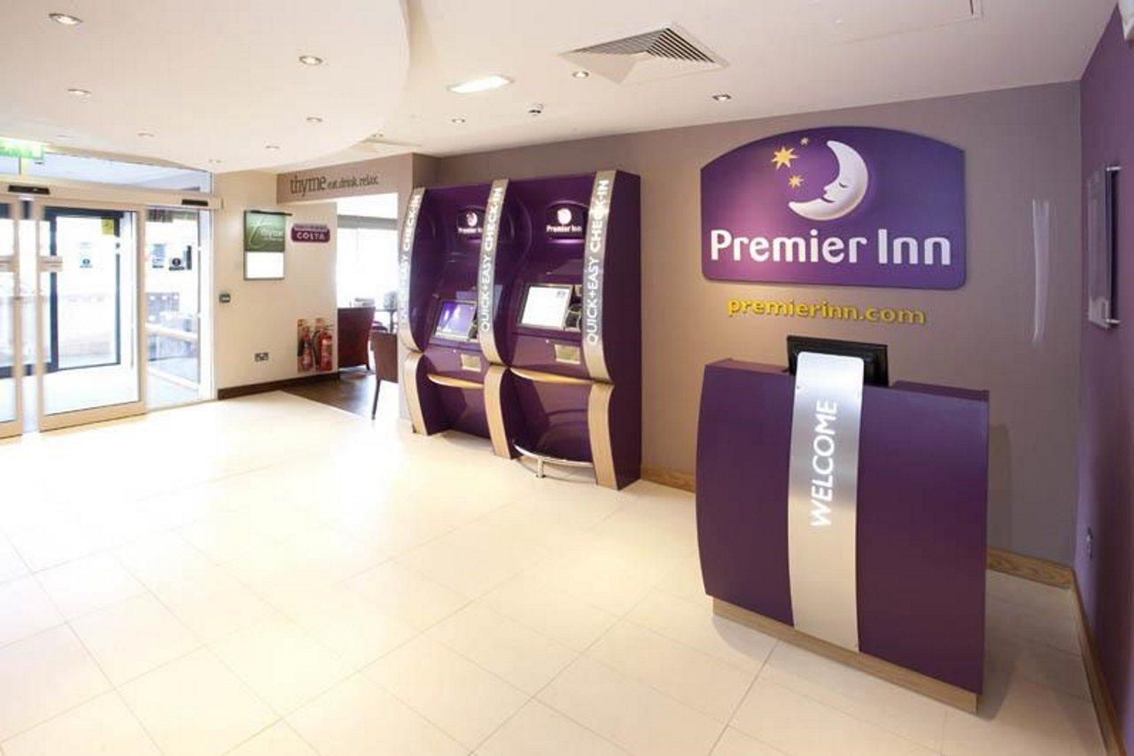 Premier Inn Inverness Centre - River Ness Exteriör bild