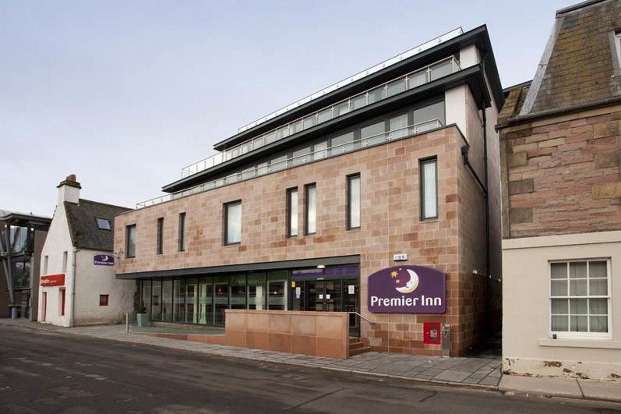 Premier Inn Inverness Centre - River Ness Exteriör bild