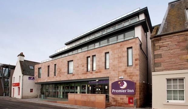 Premier Inn Inverness Centre - River Ness Exteriör bild