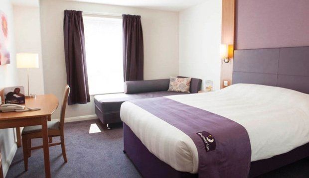 Premier Inn Inverness Centre - River Ness Exteriör bild